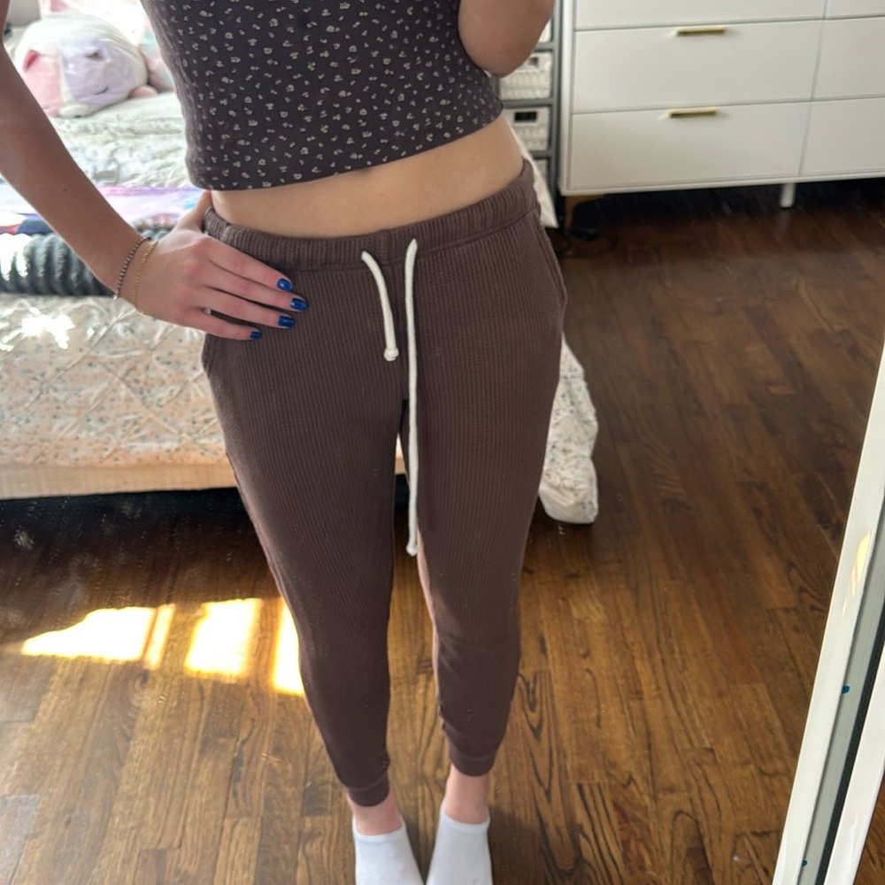 waffle print joggers, brown, around the house, fall